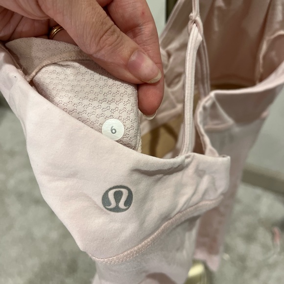Lululemon Tank Top | Light Pink | Size 6 | Super Comfortable | Vintage Lulu - Picture 3 of 5